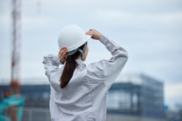 現場で働く女性